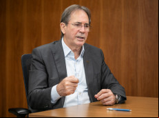 Presidente da FIESC, Mario Cezar de Aguiar