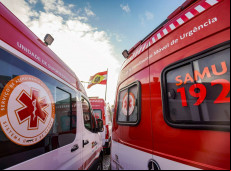 Desde 2023, o Governo do Estado vem trabalhando para ampliar a frota e assim agilizar o atendimento pré-hospitalar, que atualmente conta com 100 ambulâncias básicas. Até 2022, eram 94 veículos.