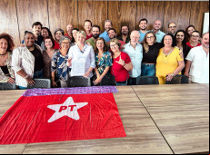 Deputada estadual Luciane Carminatti registra candidatura a presidência do PT catarinense