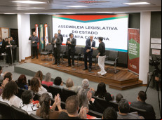 
O evento aconteceu no Plenarinho Deputado Paulo Stuart Wright, na Alesc.