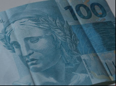 Governo congela R$ 31,3 bi do Orçamento de 2025
